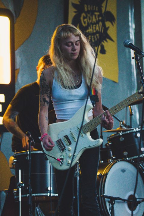 adult-artist-band-1309239